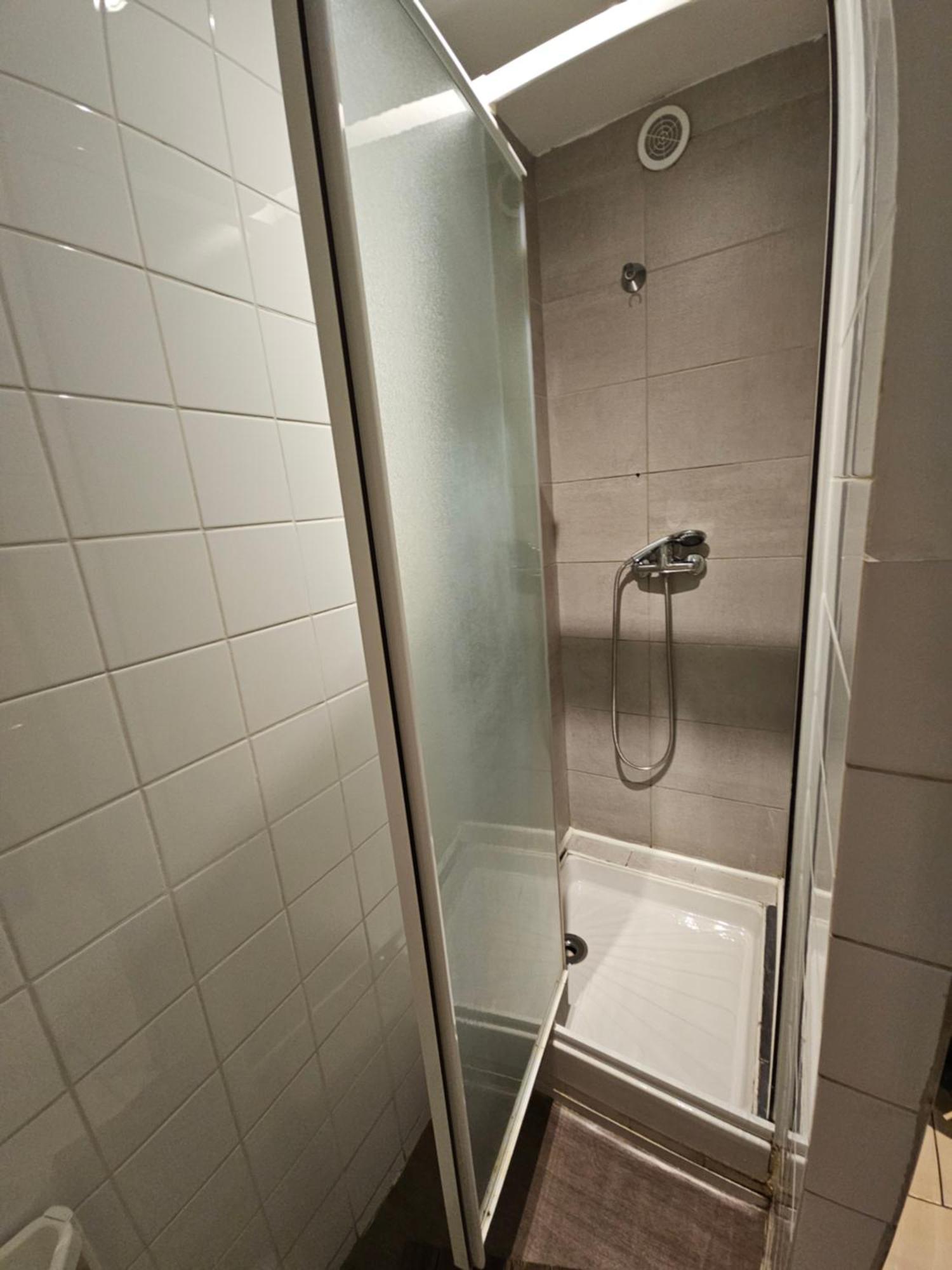 Hotel De La Gare Бриансон Экстерьер фото